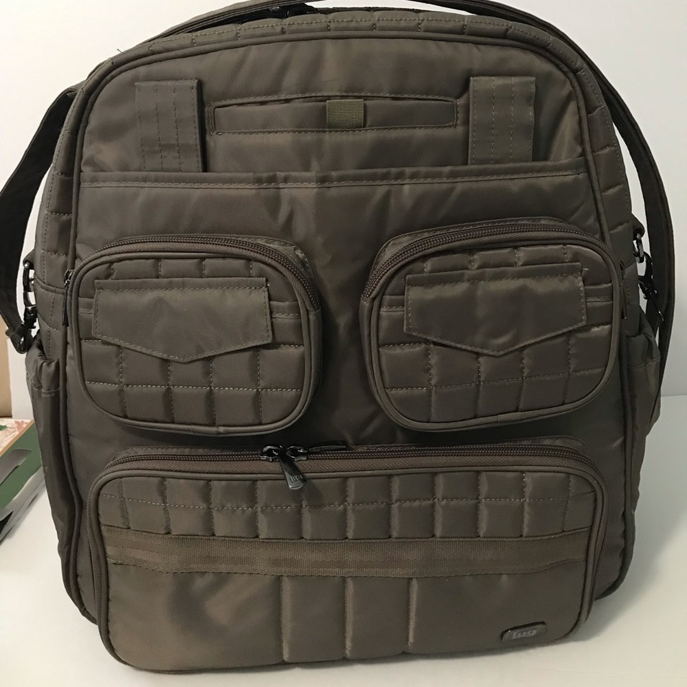 Lug Overnight Tote - Puddle Jumper in Taupe